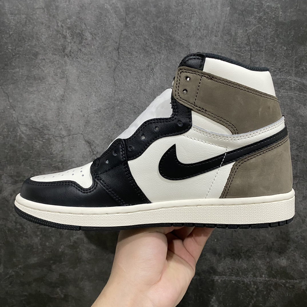 Air Jordan 1 Retro High OG 'Dark Mocha' Men's & Women's Basketball Shoes 555088-105