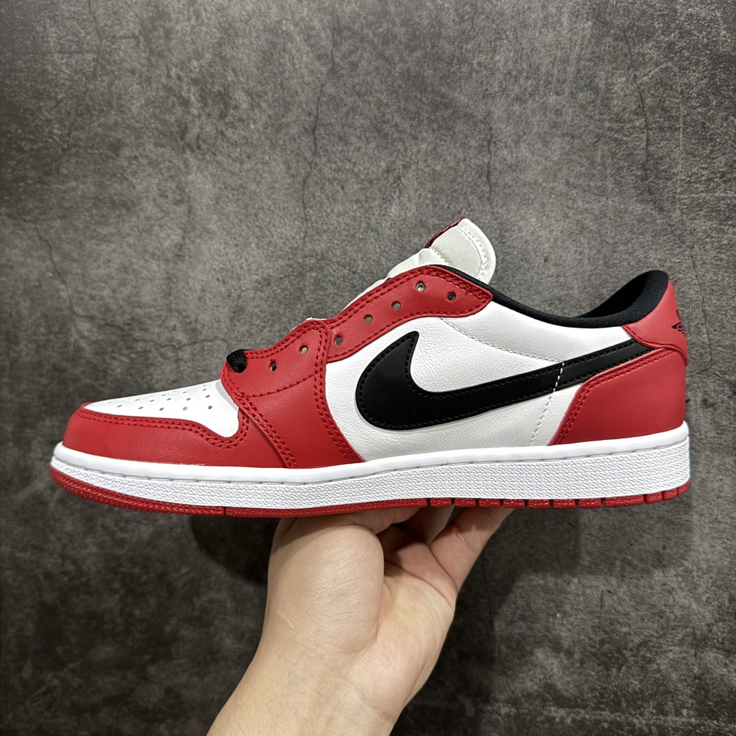 Air Jordan 1 Retro Low OG 'Chicago' Men's Sneakers 705329-600