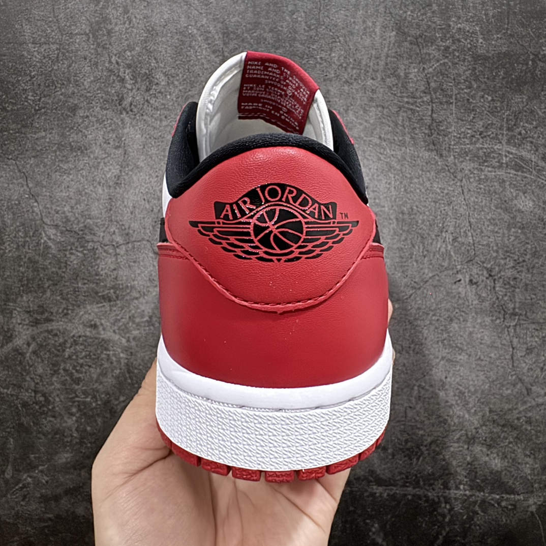 Air Jordan 1 Retro Low OG 'Chicago' Men's Sneakers 705329-600