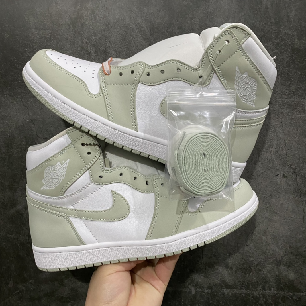 Air Jordan 1 Retro High OG Seafoam Men's & Women's Basketball Shoes CD0461-002