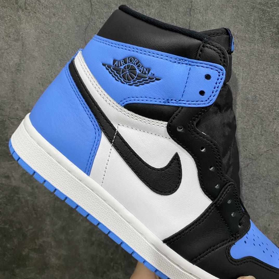 Air Jordan 1 Retro High OG 'UNC Toe' Men's Basketball Shoe DZ5485 400