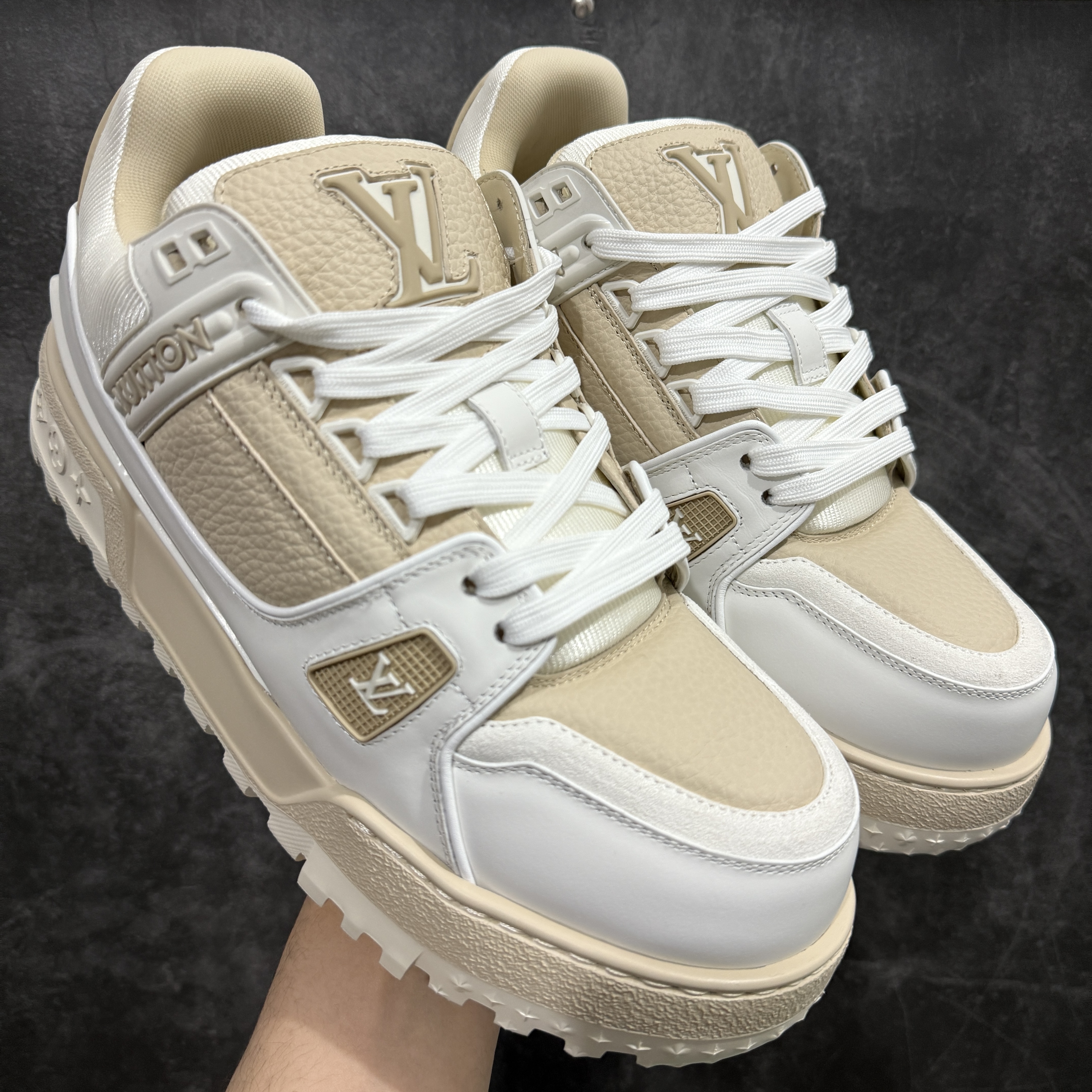 Louis Vuitton LV Trainer Maxi Sneaker Casual Shoes for Men and Women