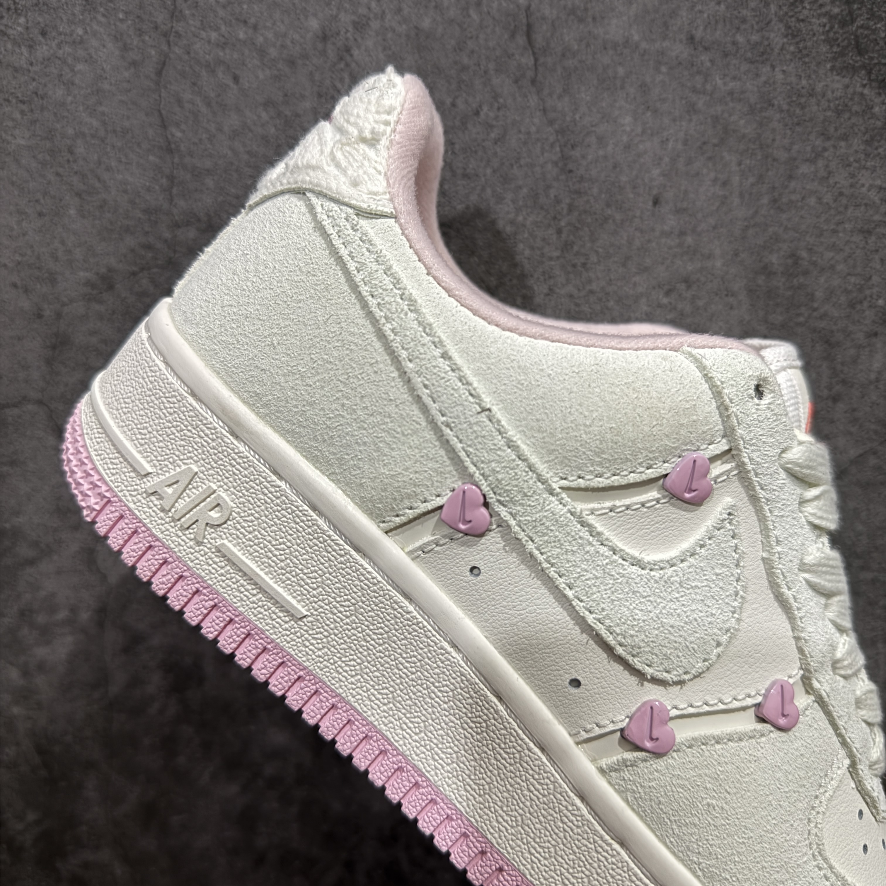 Nike Air Force 1 Low Valentine's Day 2025 Women's Sneakers HV5992-111