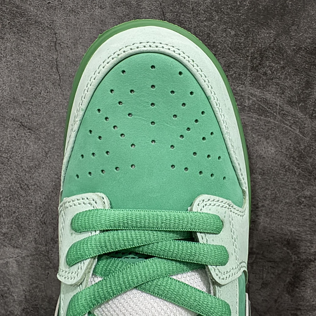 Nike SB Dunk Low Concepts Seaweed Green Lobster Men's & Women's Sneakers BV1310-303