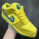 Grateful Dead x Dunk Low SB 'Yellow Bear' Men's & Women's Sneakers CJ5378-700