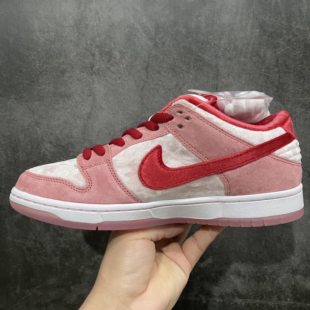 StrangeLove x Nike Dunk Low SB 'Valentine's Day' Men's & Women's Sneakers CT2552-800