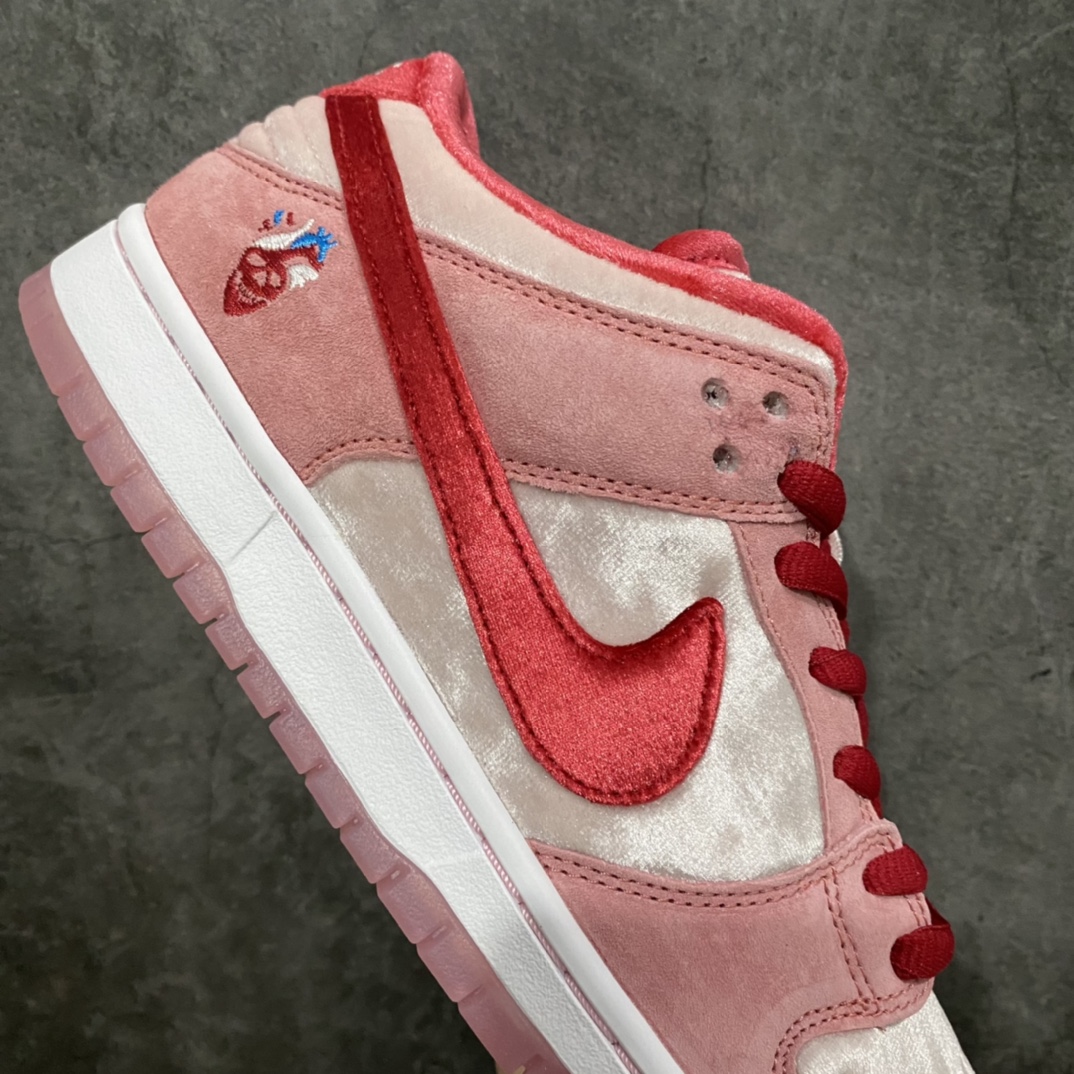 StrangeLove x Nike Dunk Low SB 'Valentine's Day' Men's & Women's Sneakers CT2552-800