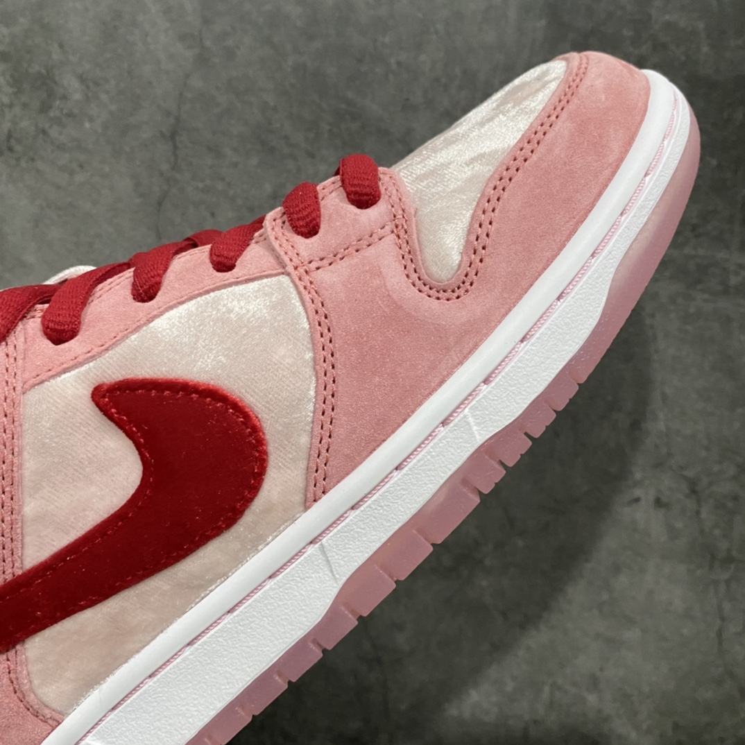 StrangeLove x Nike Dunk Low SB 'Valentine's Day' Men's & Women's Sneakers CT2552-800