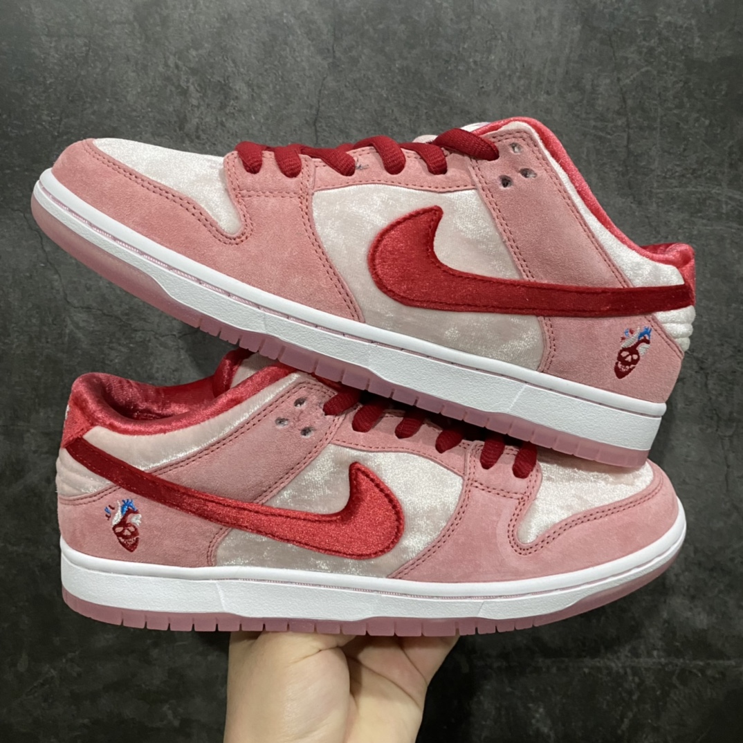 StrangeLove x Nike Dunk Low SB 'Valentine's Day' Men's & Women's Sneakers CT2552-800