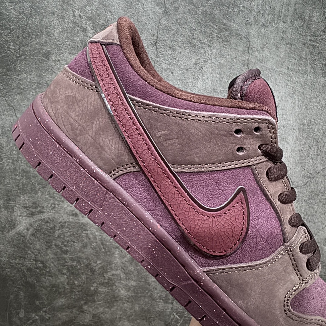 Nike Dunk Low Premium SB 'City of Love Collection - Burgundy Crush Men's & Women's Sneakers FN0619-600