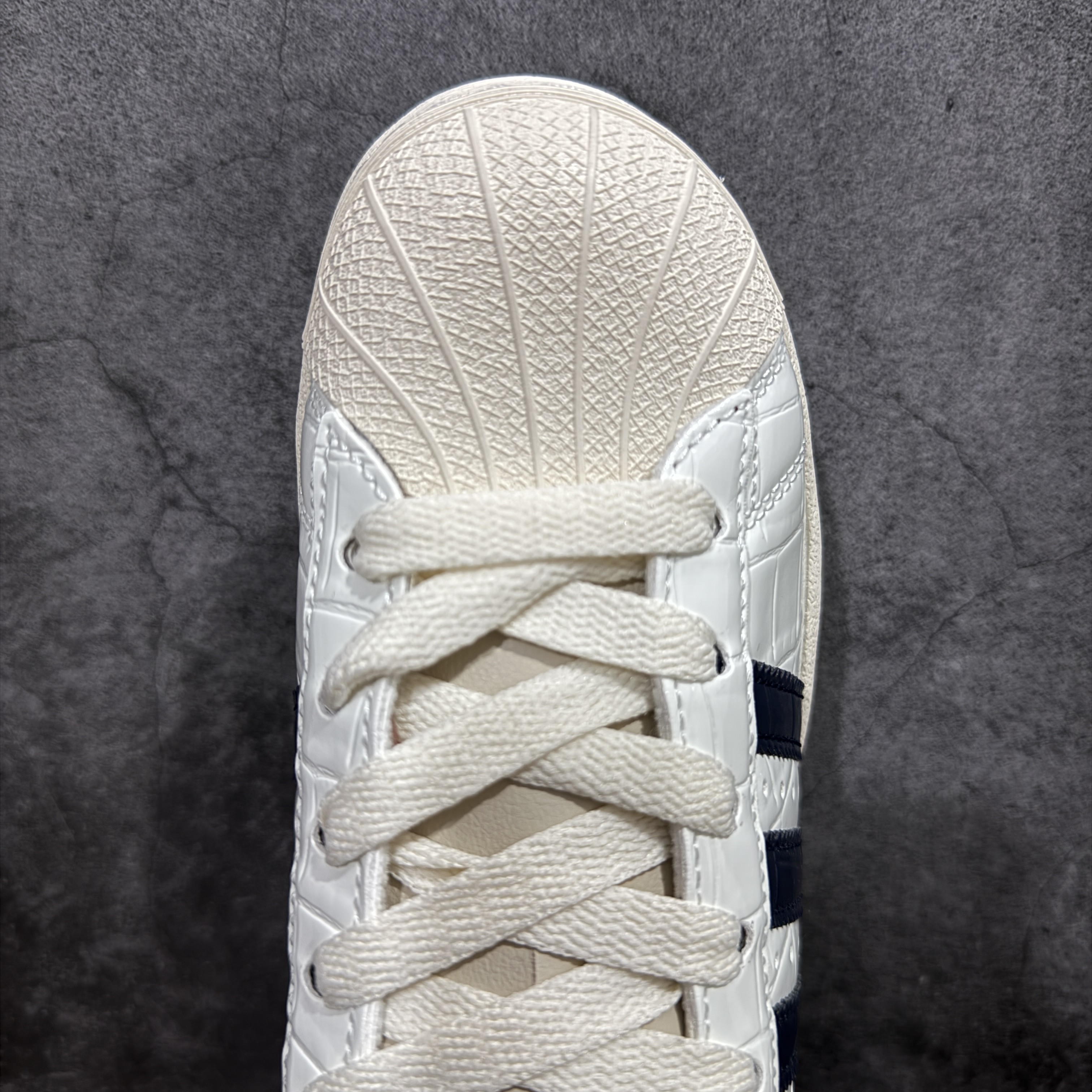 Wales Bonner x Adidas Superstar "Wonder White/Collegiate Navy" men's and women's sneakers JP7161