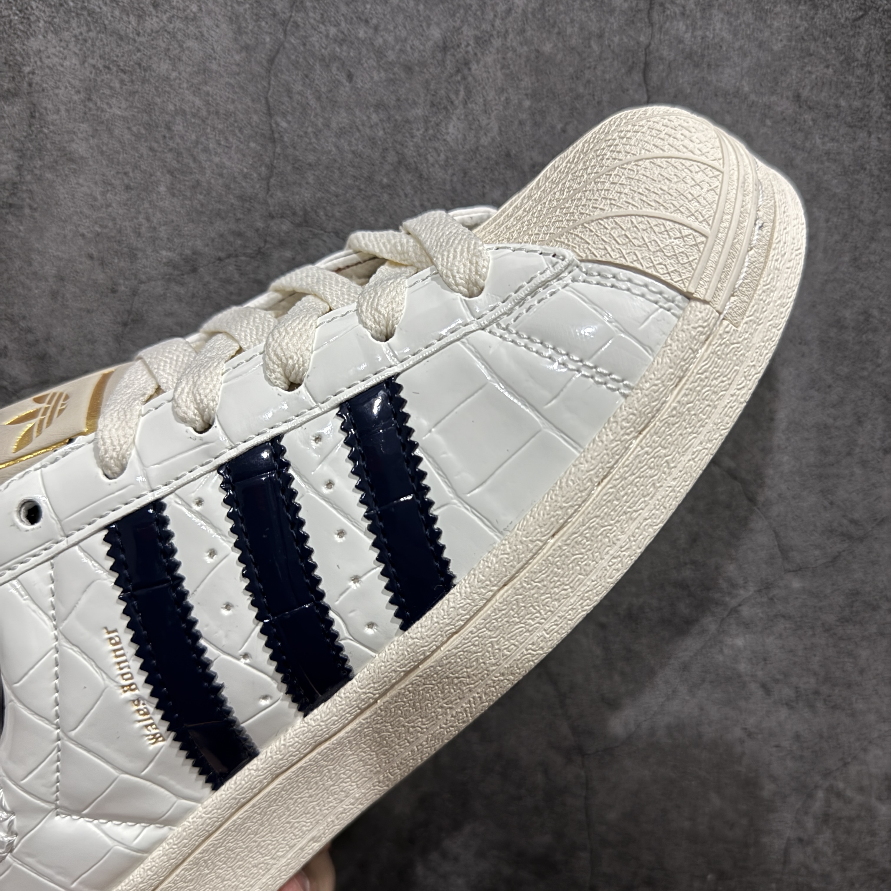 Wales Bonner x Adidas Superstar "Wonder White/Collegiate Navy" men's and women's sneakers JP7161